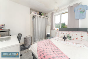 Bedroom- click for photo gallery